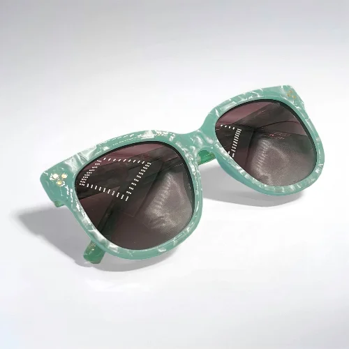 عینک-آفتابی-زنانه-شنل-مرمر-سبز