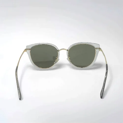 عینک-آفتابی-زنانه-مدل-شنل-نقره-ای