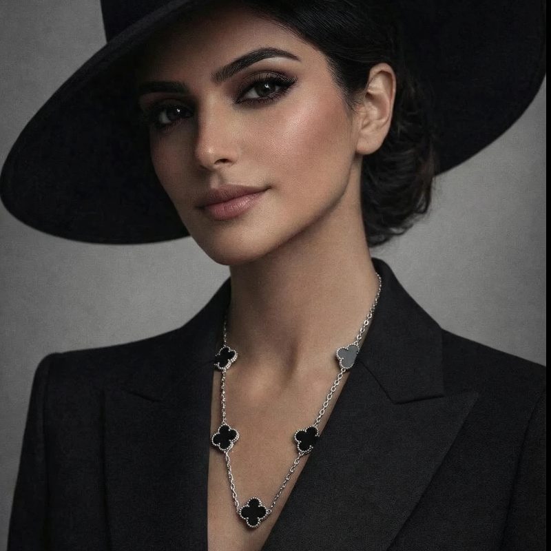 گردنبند-استیل-ونکلیف-رنگ-مشکی